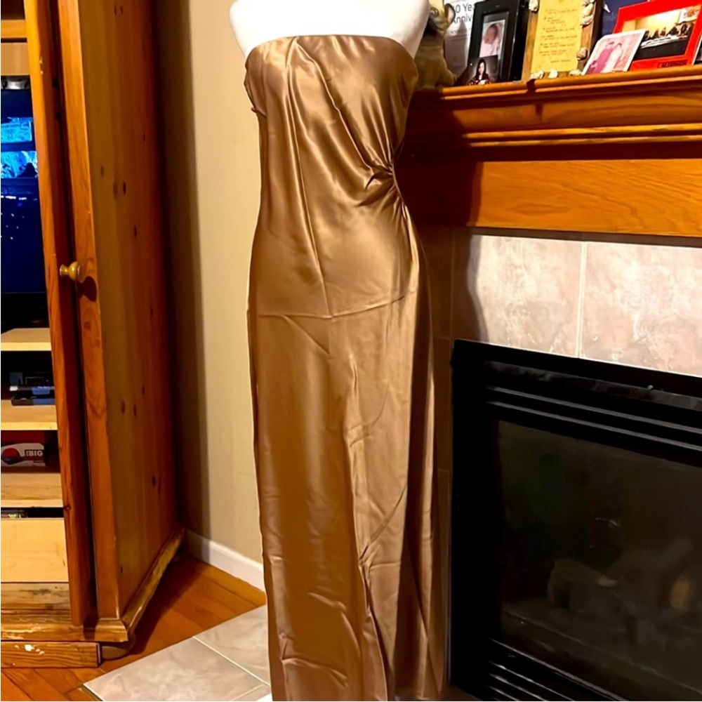 Reformation Square Neck Strapless Satin Gold Maxi Gown/Dress  Sz Medium - Picture 9 of 13